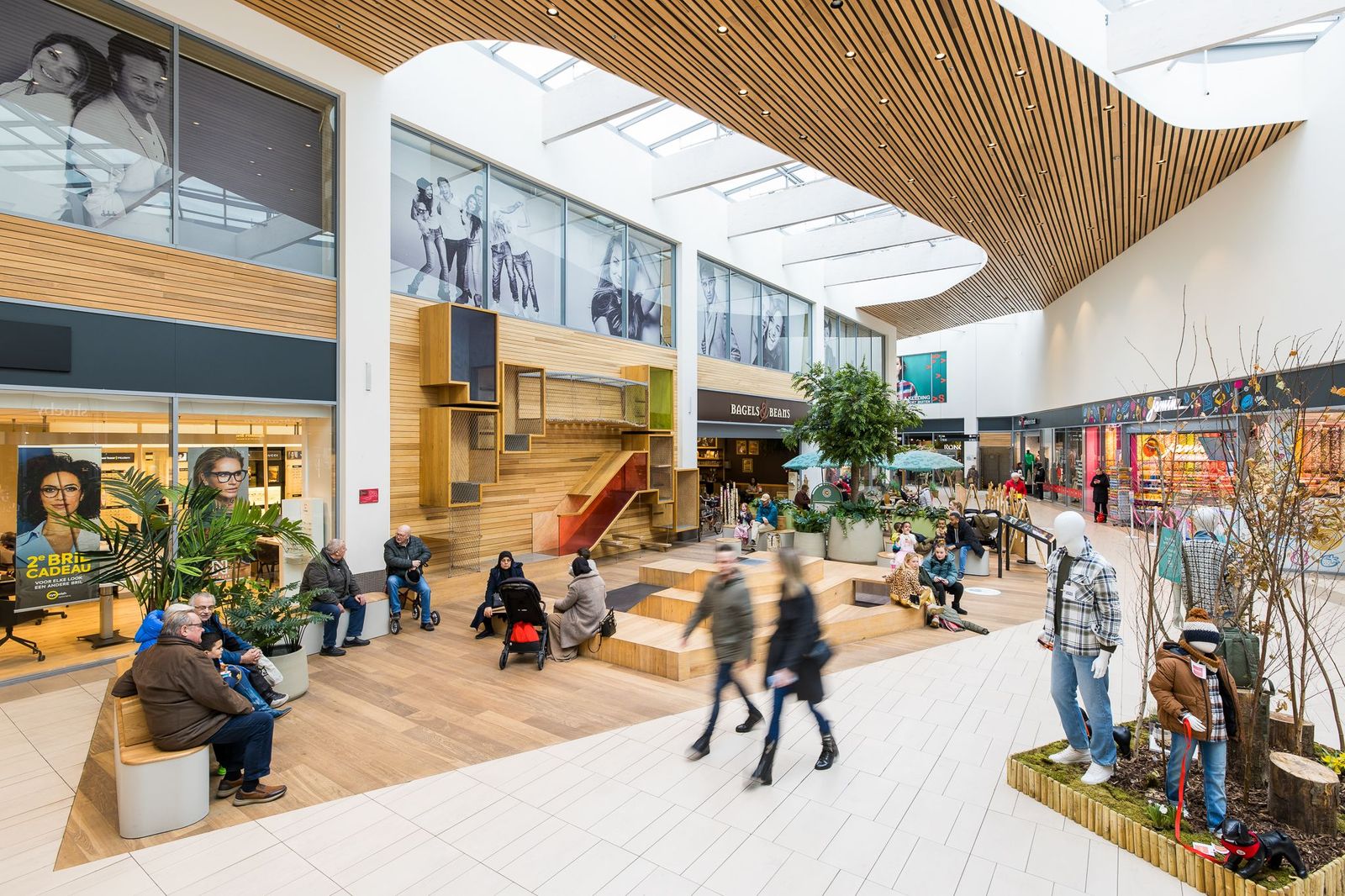 Gezinsvriendelijk in Winkelcentrum Roselaar